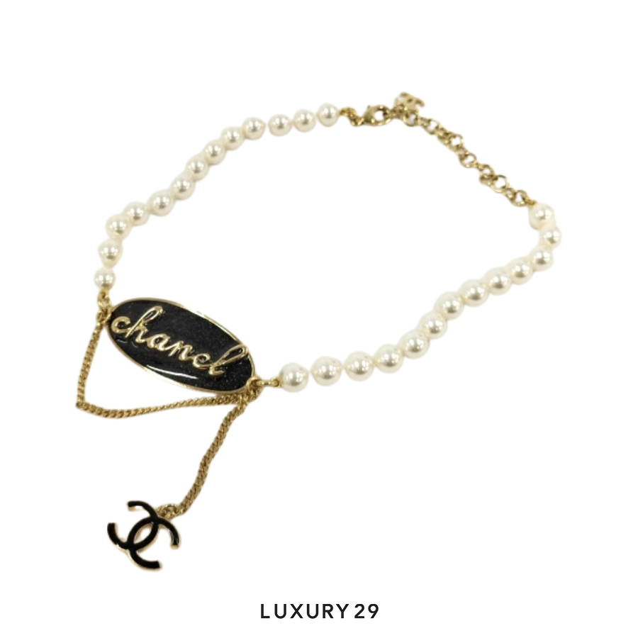 Chanel CC logo choker Gold CHANEL