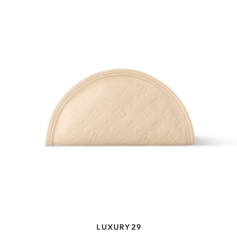 LOUIS VUITTON LV Gyoza key case LOUIS VUITTON