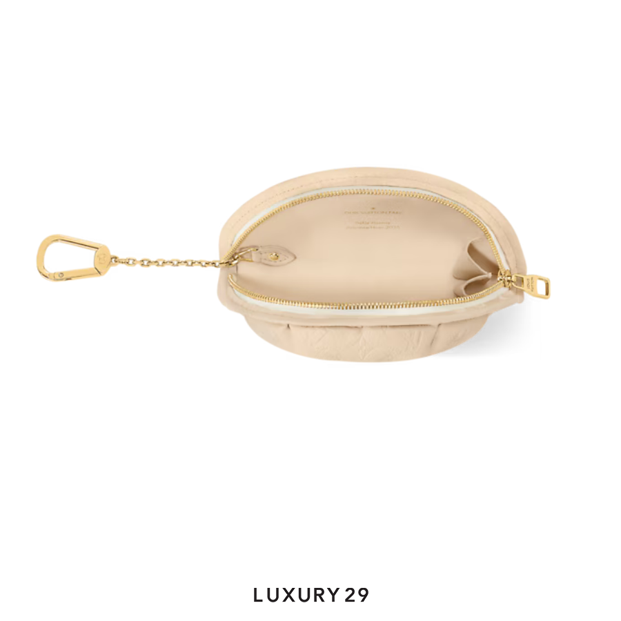 LOUIS VUITTON LV Gyoza key case LOUIS VUITTON