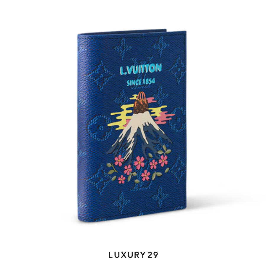 LOUIS VUITTON LV Passport cover blue
Monogram Canvas LOUIS VUITTON