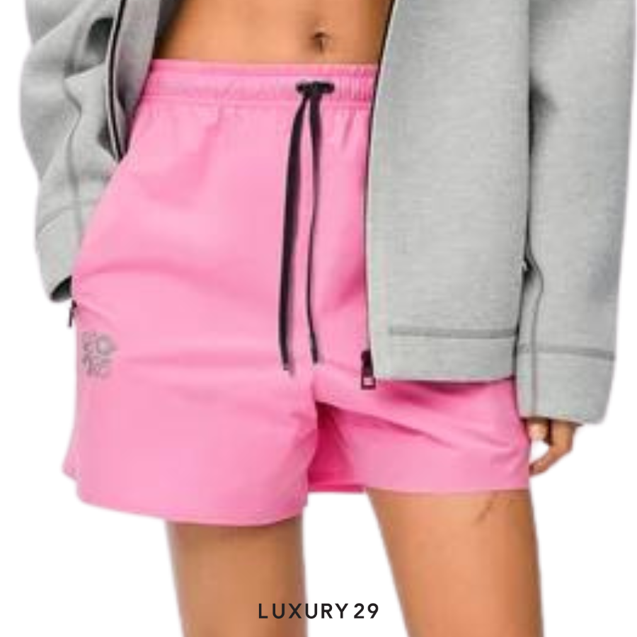 On x Loewe Shorts in technical shell Pink ON
