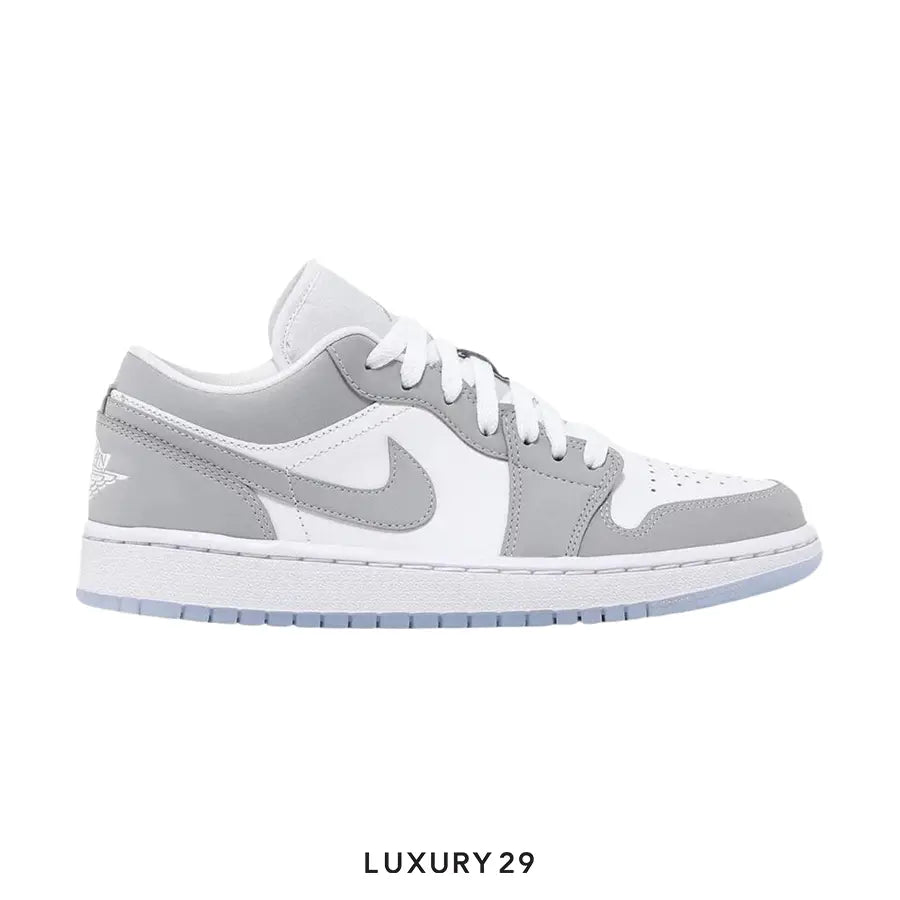 Nike Jordan 1 Low Wolf Grey (Women's)(W) NIKE