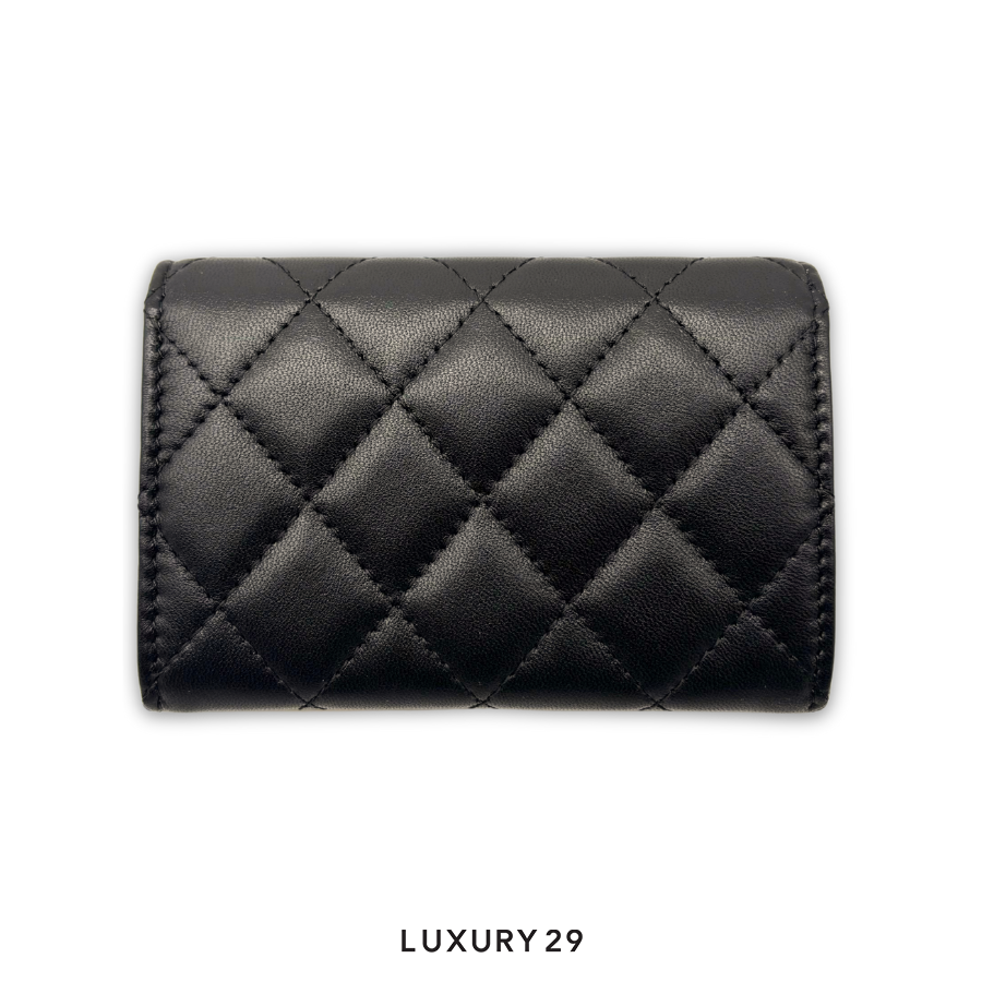 Chanel Lambskin Pearl Enamel Quilted Flap Card Holder Black CHANEL