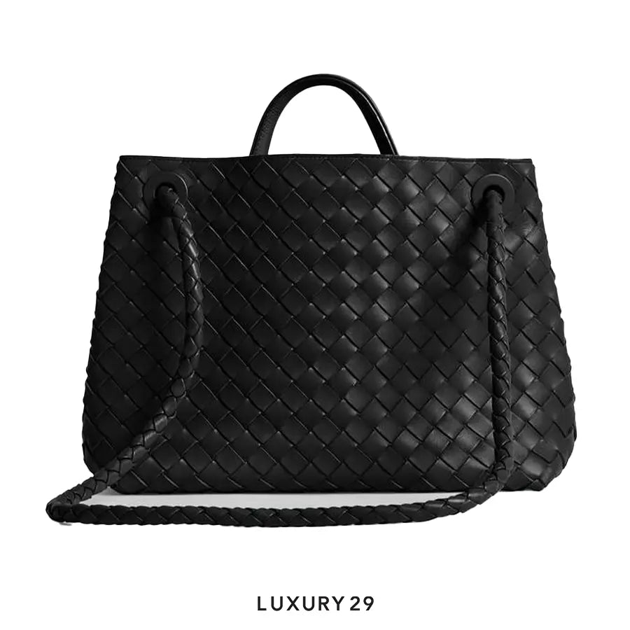 Bottega Veneta Women's Medium Andiamo in Black BOTTEGA VENETA