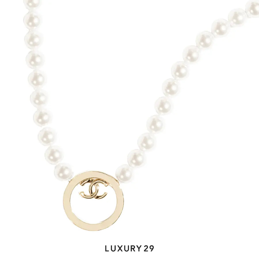 Chanel NECKLACE Metal & Glass Pearls Gold & Pearly White CHANEL Luxury29