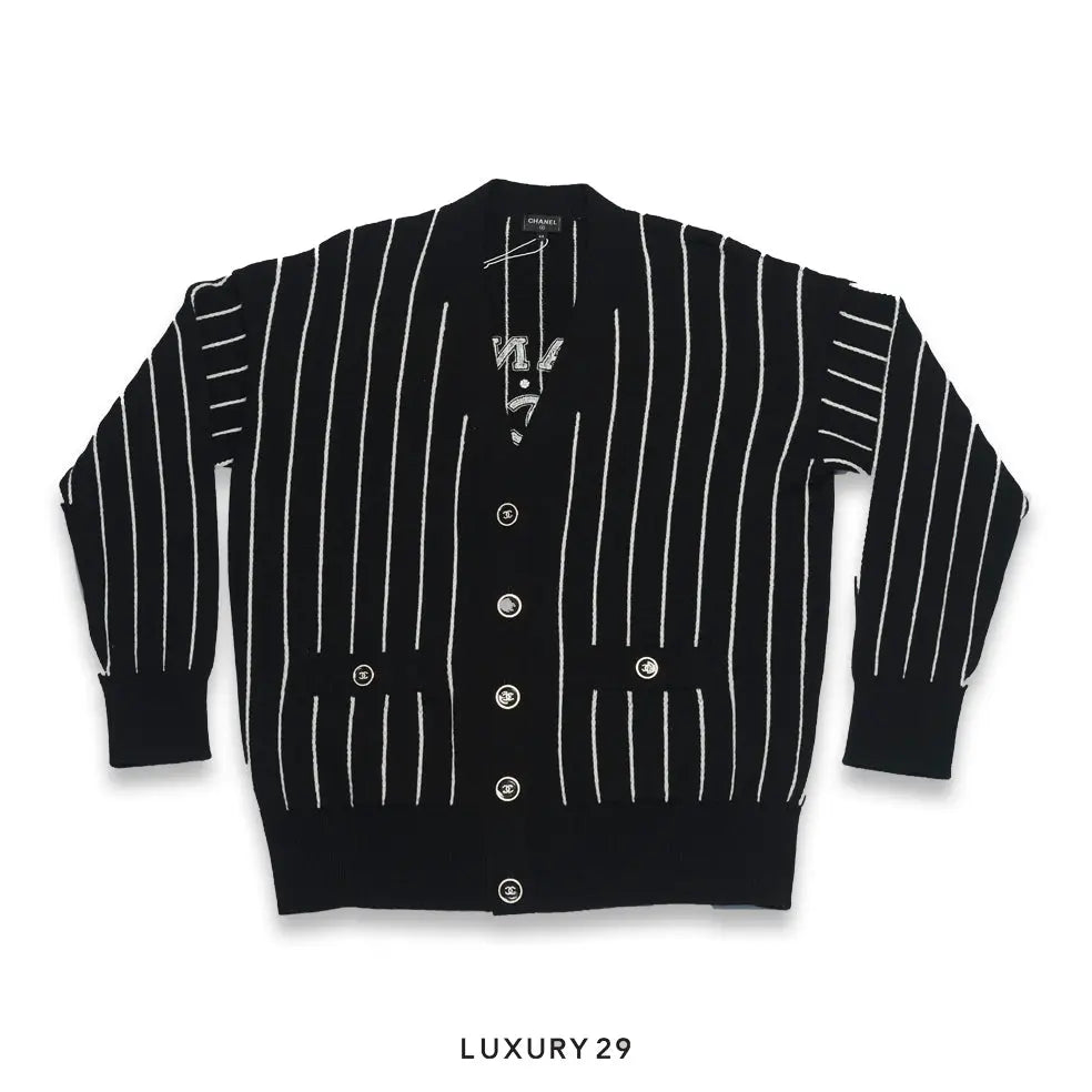 Chanel Cardigan Cashmere Black & White