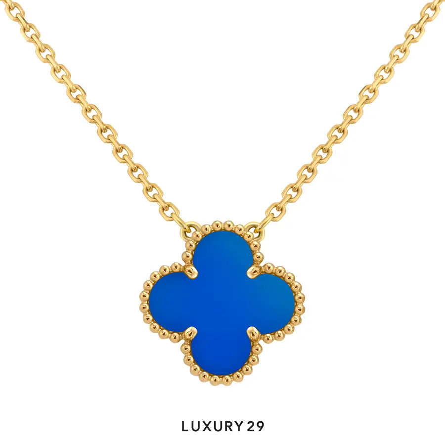 Van Cleef & Arpels Vintage Alhambra pendant, 18K yellow gold, blue agate VAN CLEEF & ARPELS