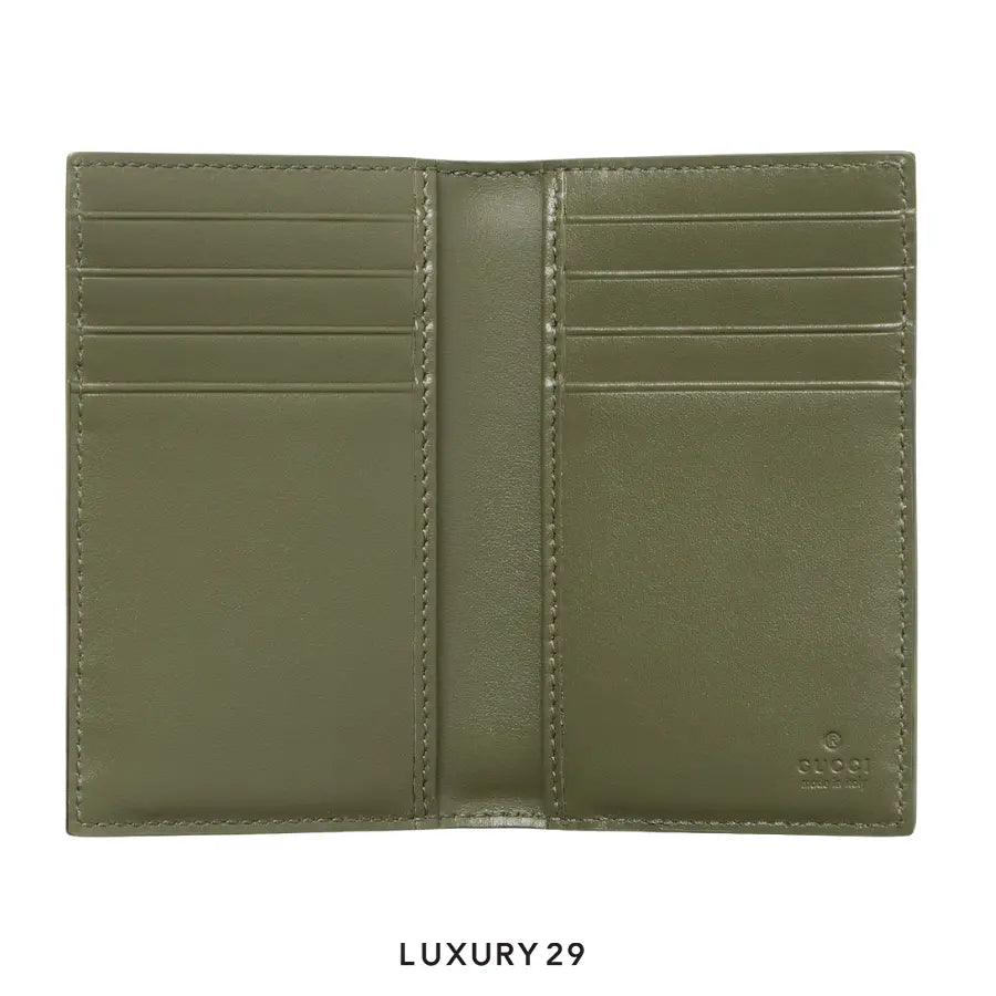 Gucci GG Green interior GG long card case forest green GG fabric