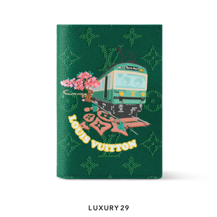LOUIS VUITTON LV Passport cover Green Monogram Canvas LOUIS VUITTON