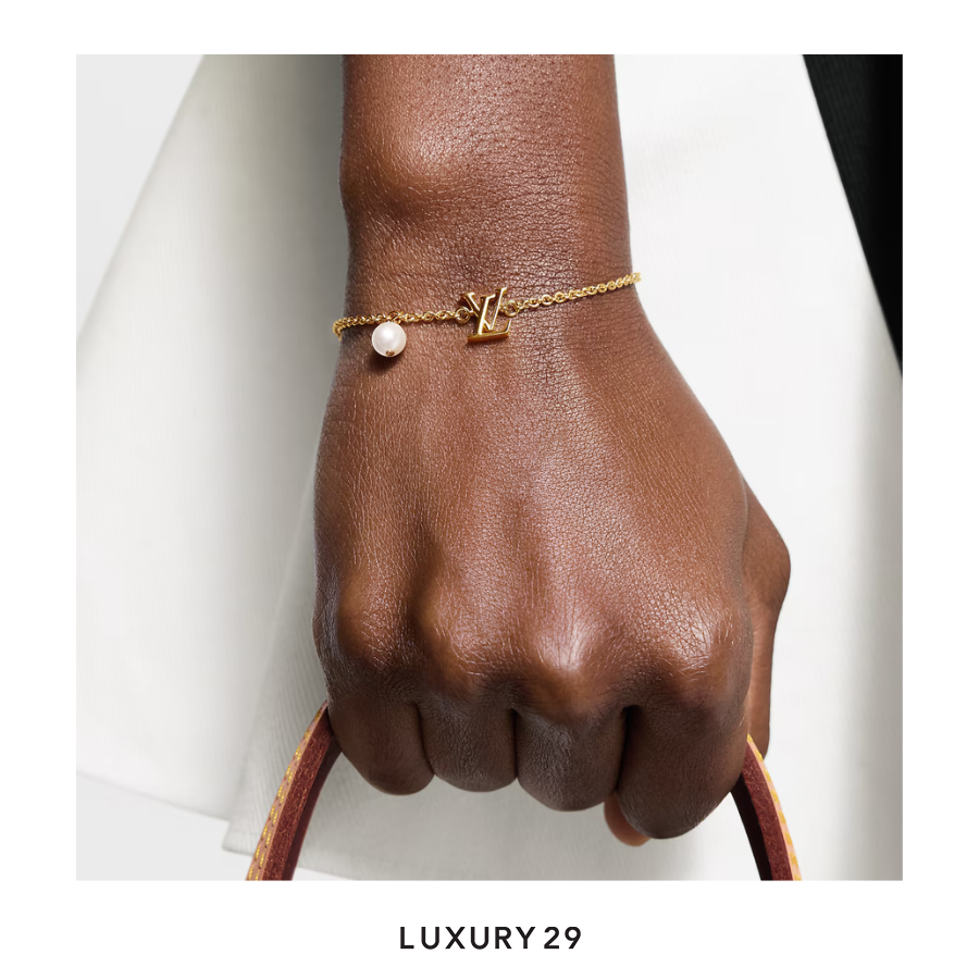 Louis Vuitton LV Iconic Louisa Bracelet White resin pearl Gold LOUIS VUITTON