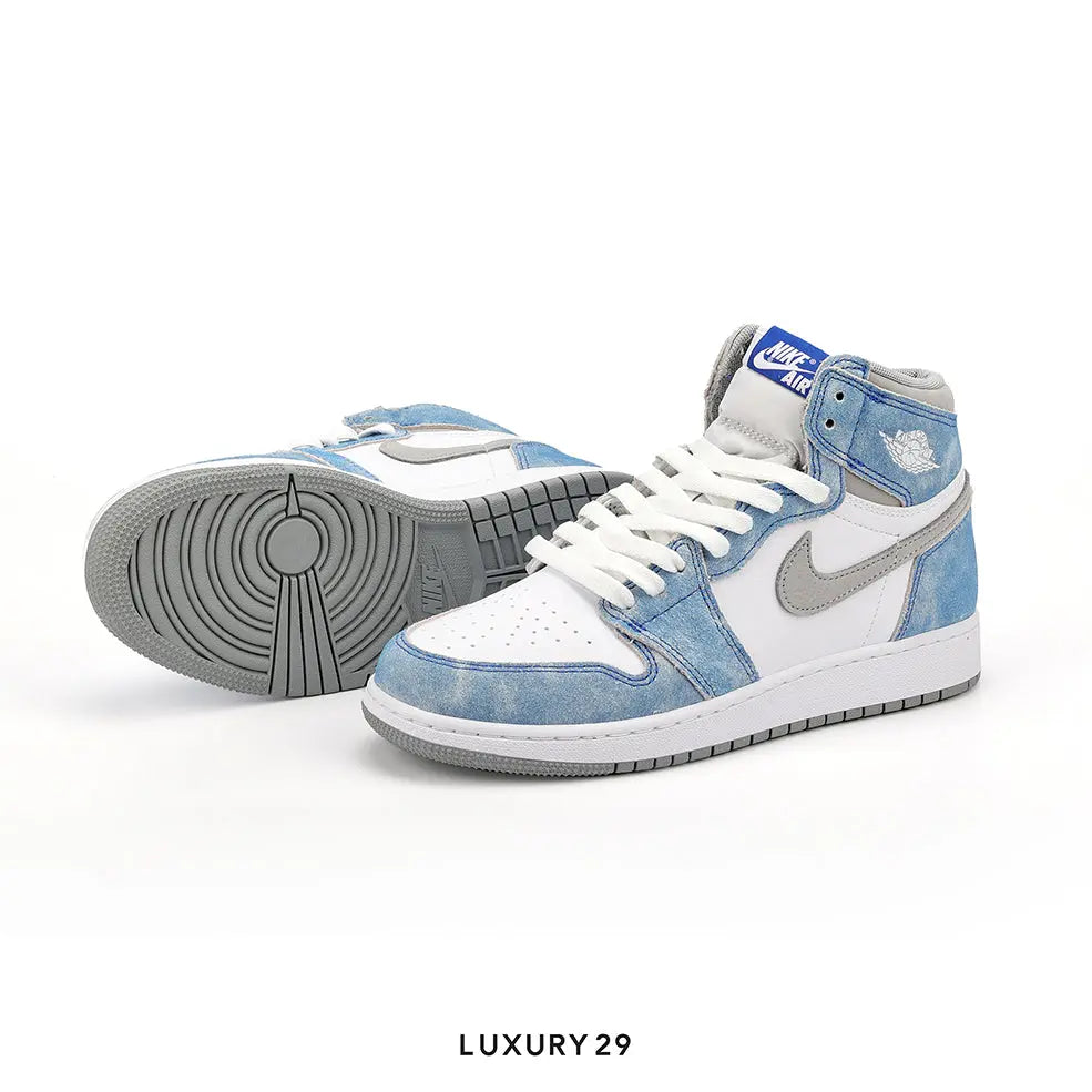 Nike Jordan 1 Retro High Hyper Royal Smoke Grey (GS) NIKE