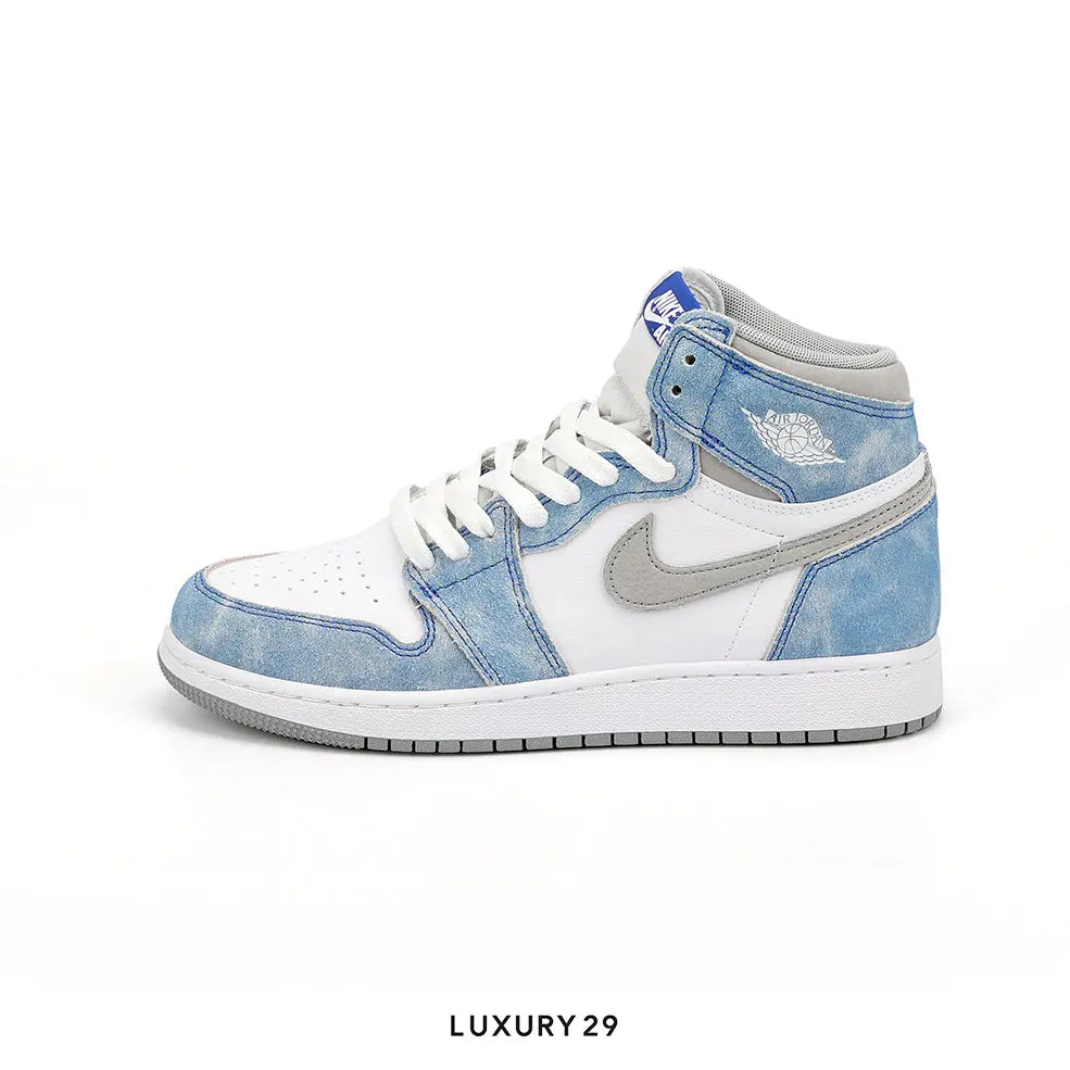 Nike Jordan 1 Retro High Hyper Royal Smoke Grey (GS) NIKE