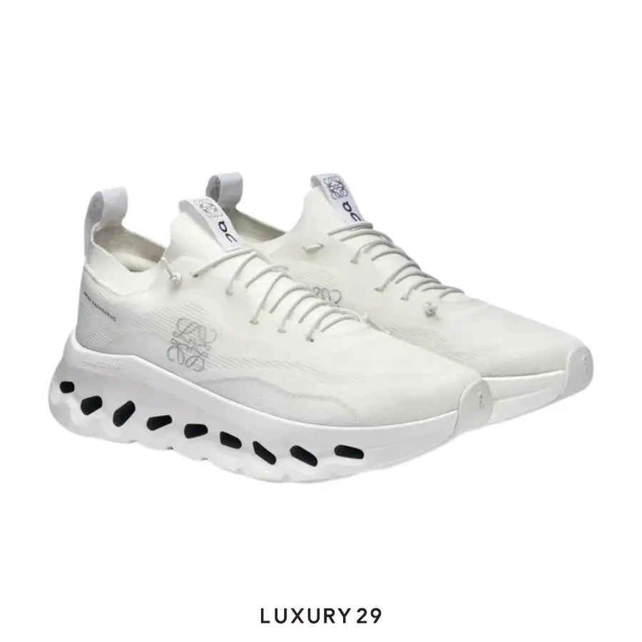 On x Loewe Cloudtilt sneaker All White (W) ON