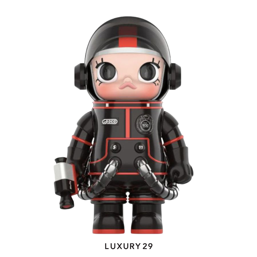 POP MART MEGA Space Molly 1000% EDG Knight POP MART Luxury29