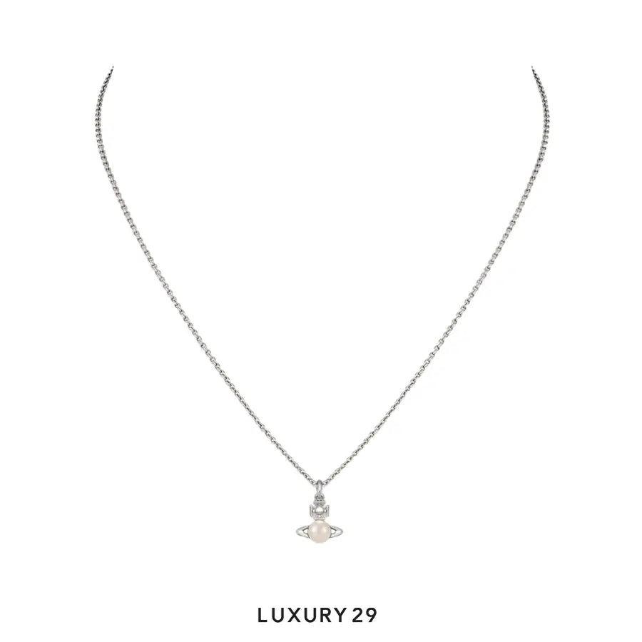 Vivienne Westwood Balbina Pendant Platinum/Creampearl