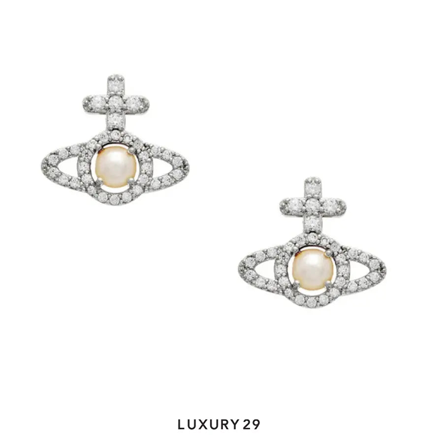 Vivienne Westwood Olympia Pearl Stud Earrings Platinum/Creamrose Pearl