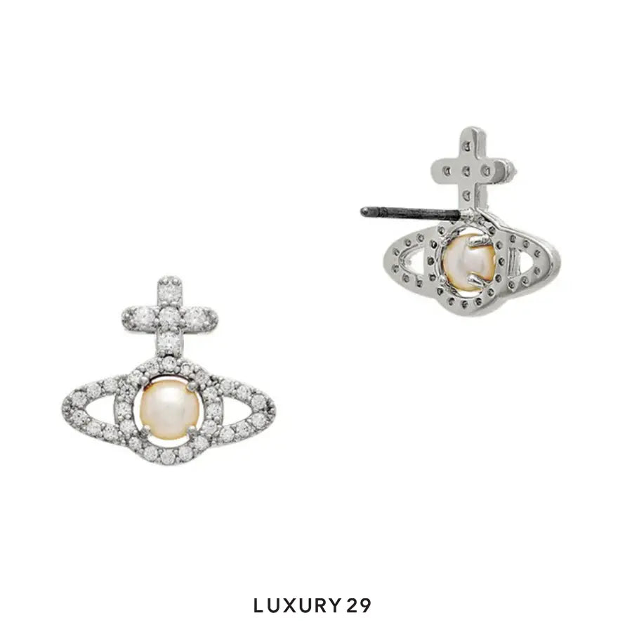 Vivienne Westwood Olympia Pearl Stud Earrings Platinum/Creamrose Pearl
