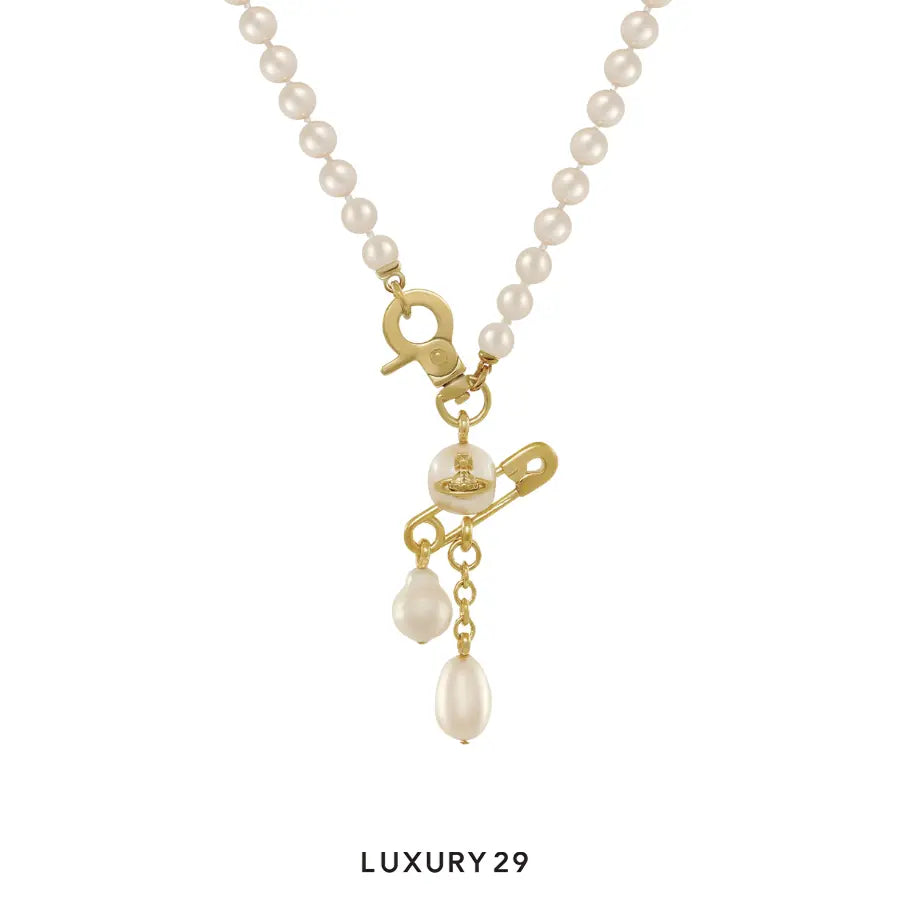 Vivienne Westwood Small Claude Pearl Necklace Gold Creamrose pearl
